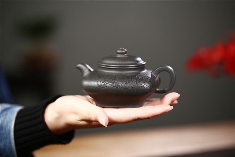 邵云琴作品 观云图片