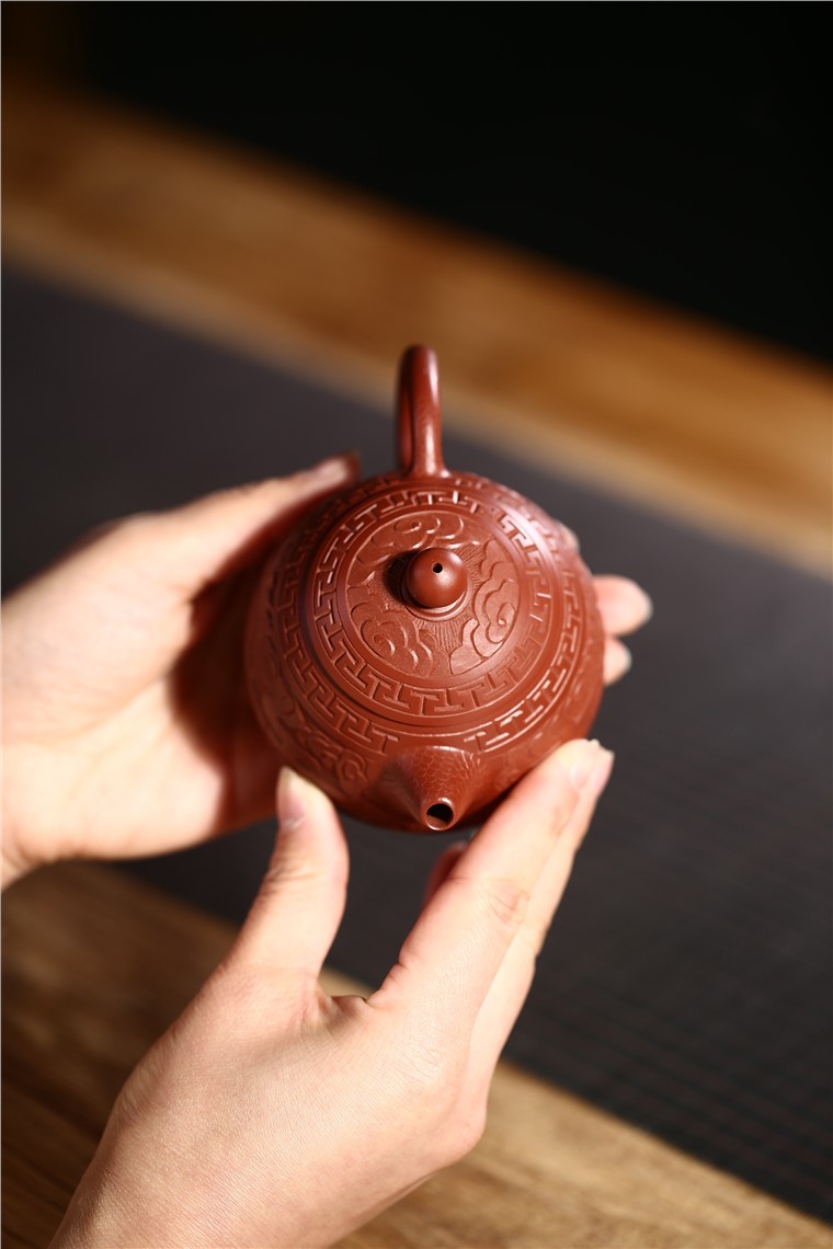 张雪军作品 祥云龙蛋图片