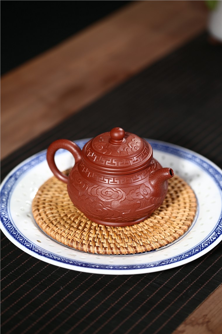 张雪军作品 祥云潘壶图片