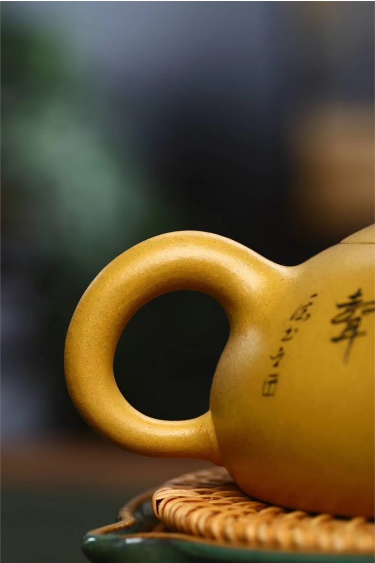 张菊仙作品 玉乳图片
