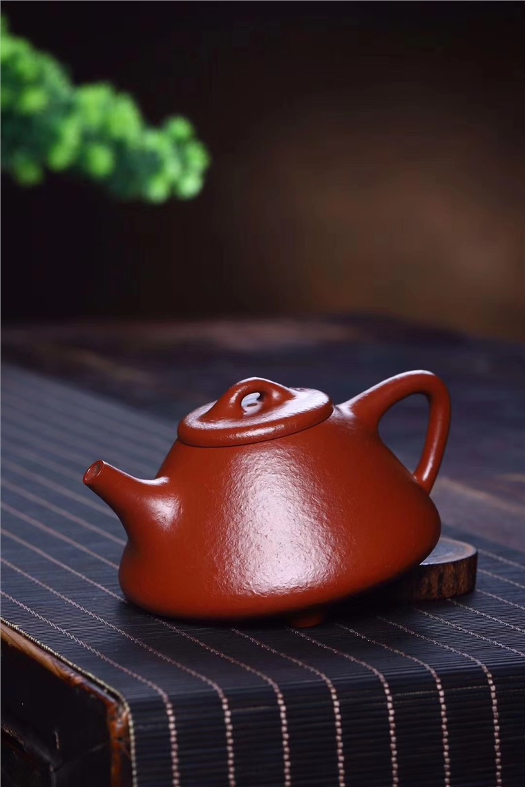 邵方舟作品 子冶石瓢图片