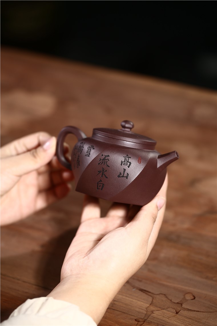 邵云琴作品 旋方图片