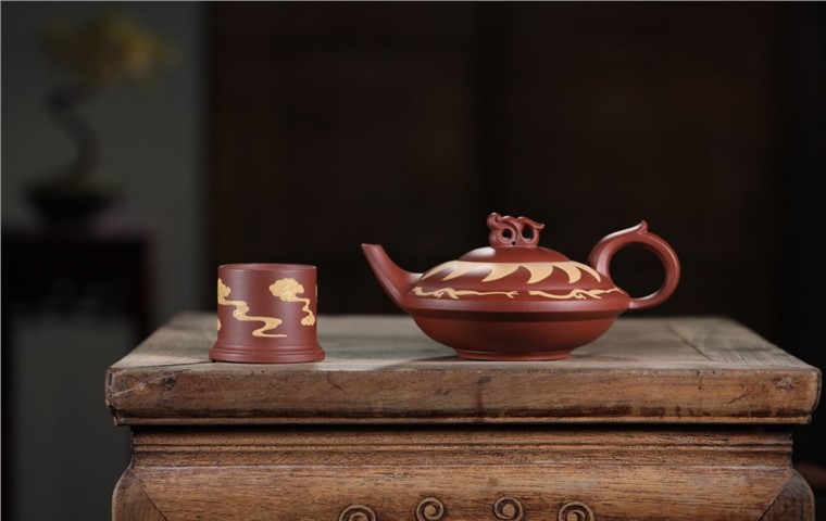 许敏芳作品 太阳神鸟图片