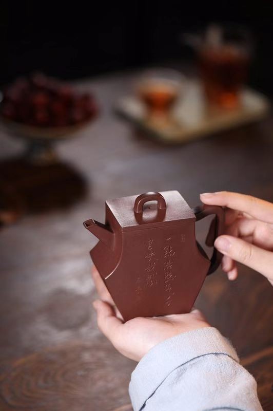 刘蓉萍作品 四方樽玉图片