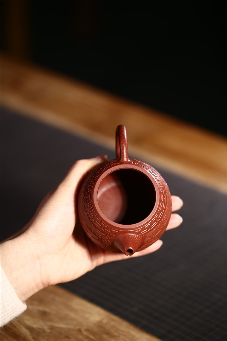 张雪军作品 祥云龙蛋图片