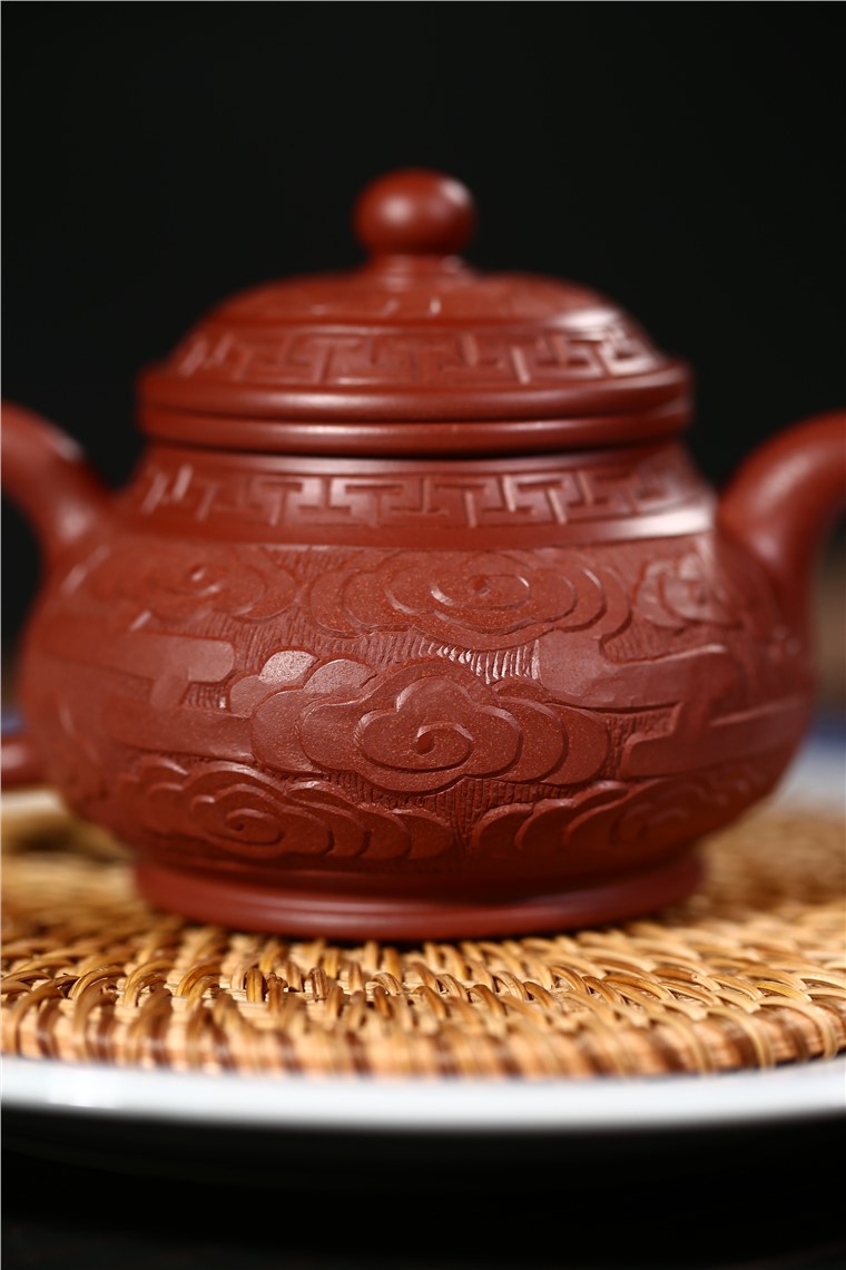 张雪军作品 祥云潘壶图片
