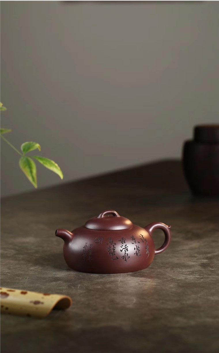 杨卫刚作品 半月图片