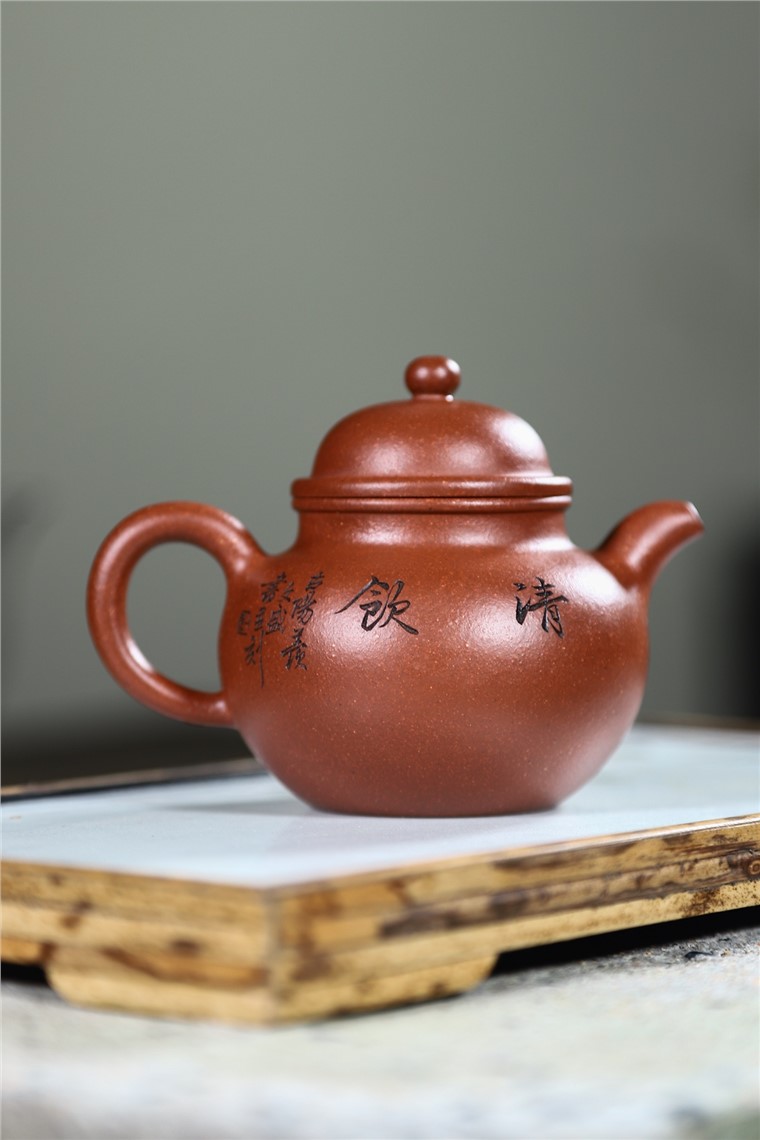 文盛作品 掇球图片
