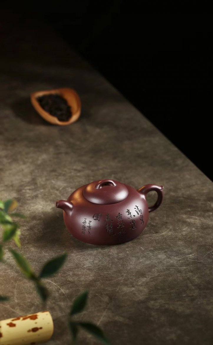 杨卫刚作品 半月图片
