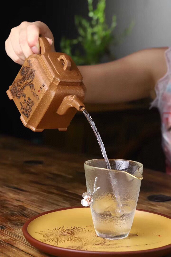 庞妮作品 高远四方
