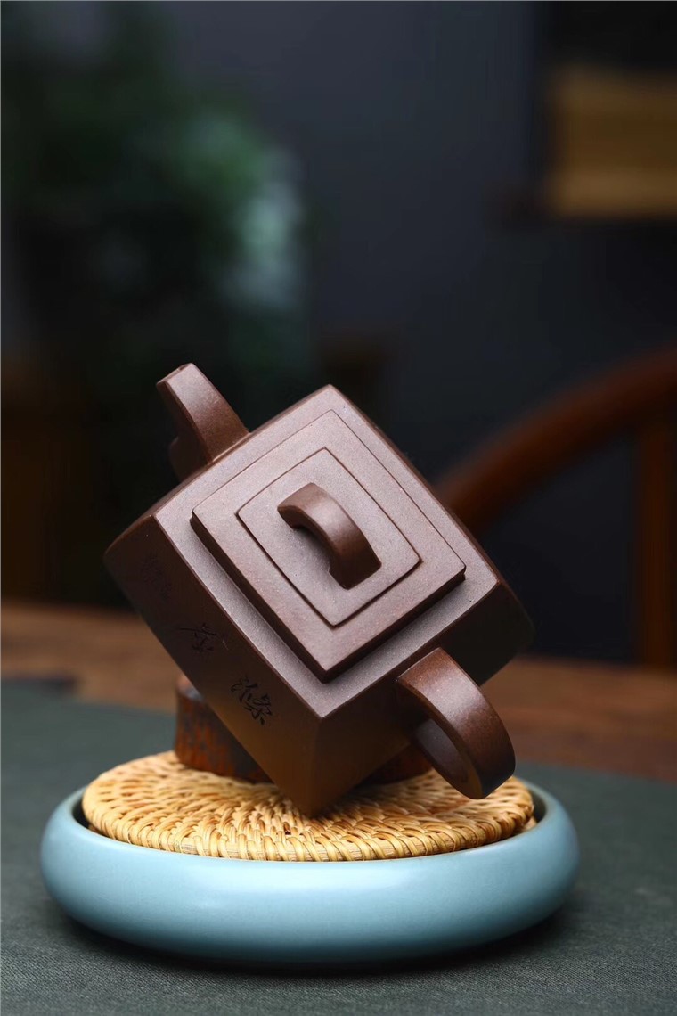 庄其芳作品 四方坦然图片