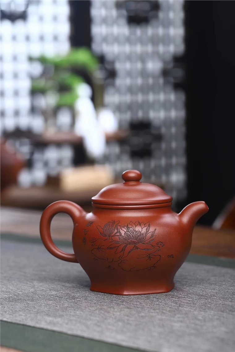 李洪明作品 六方掇只图片
