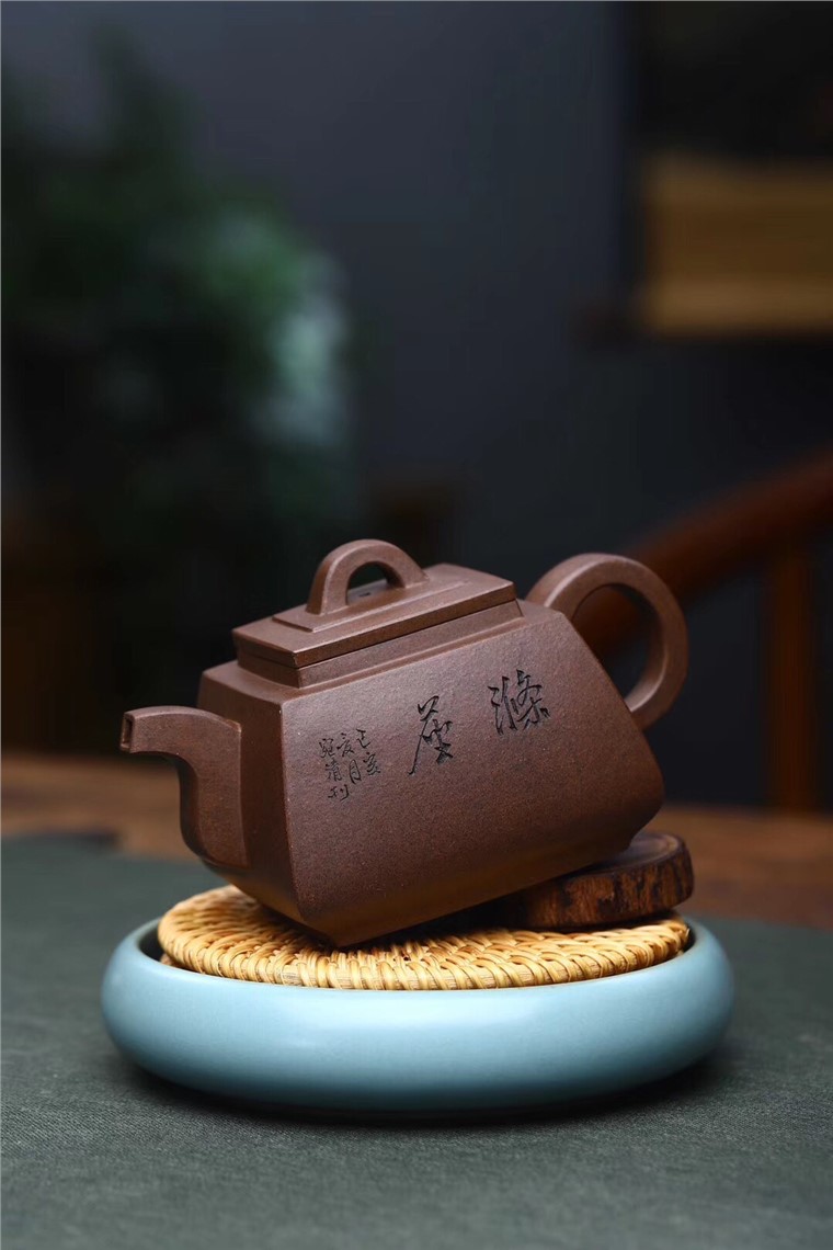 庄其芳作品 四方坦然图片