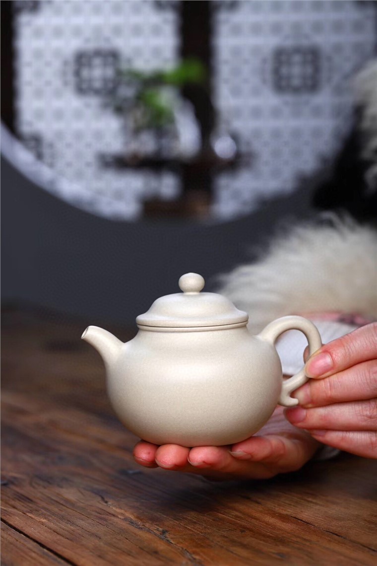 俞震作品 莲子图片