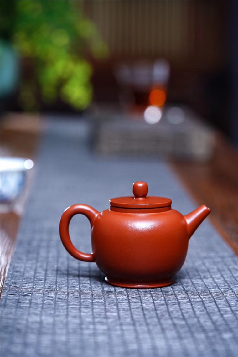 李荷生作品 汲直壶图片