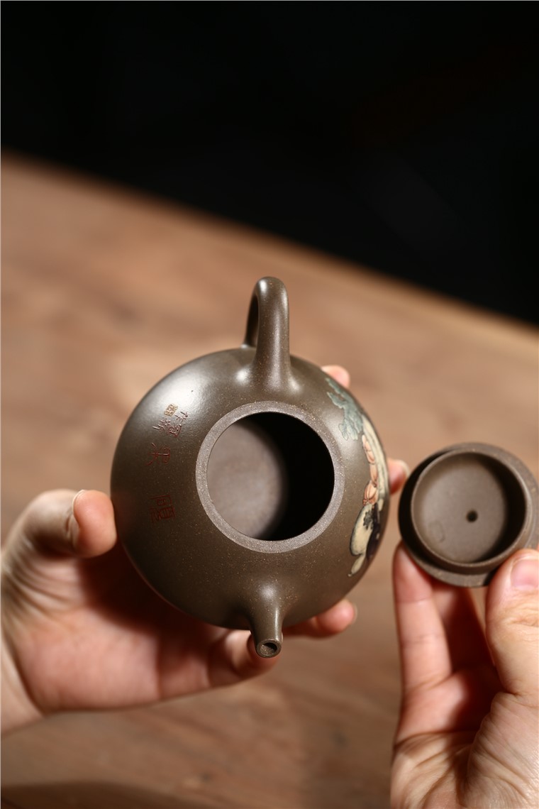 许冠新作品 硕果石瓢图片