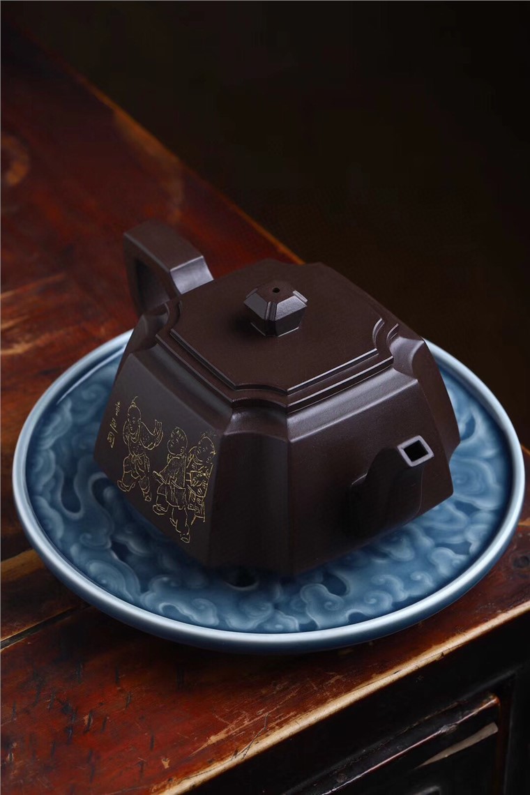 俞震作品 四方抽角图片