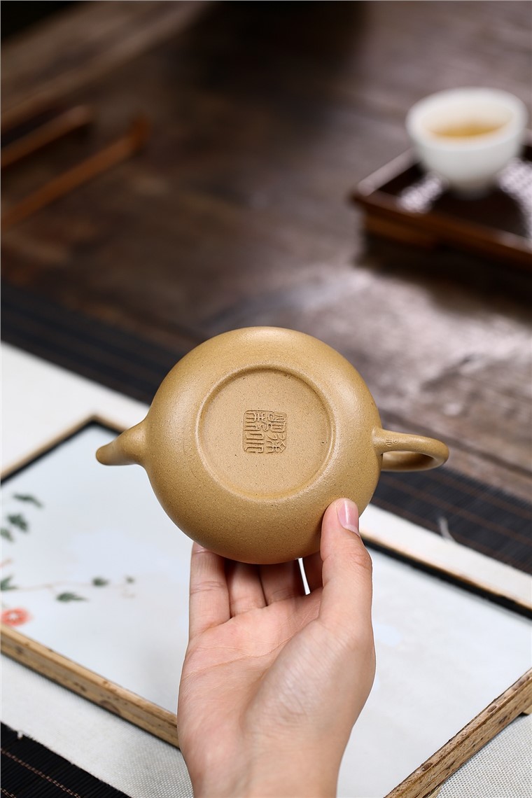 徐小明作品 慕古梨形图片
