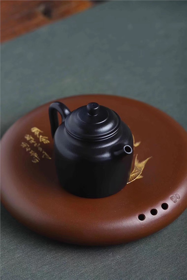 李荷生作品 高德钟图片
