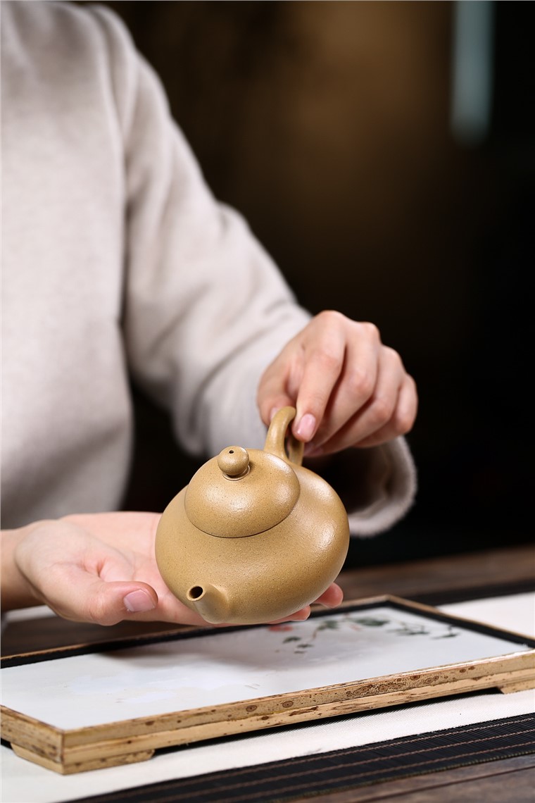 徐小明作品 慕古梨形图片