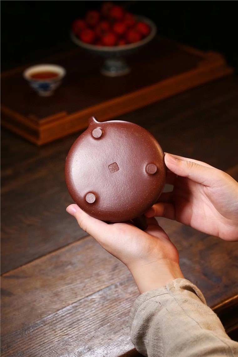 褚萍作品 子冶石瓢
