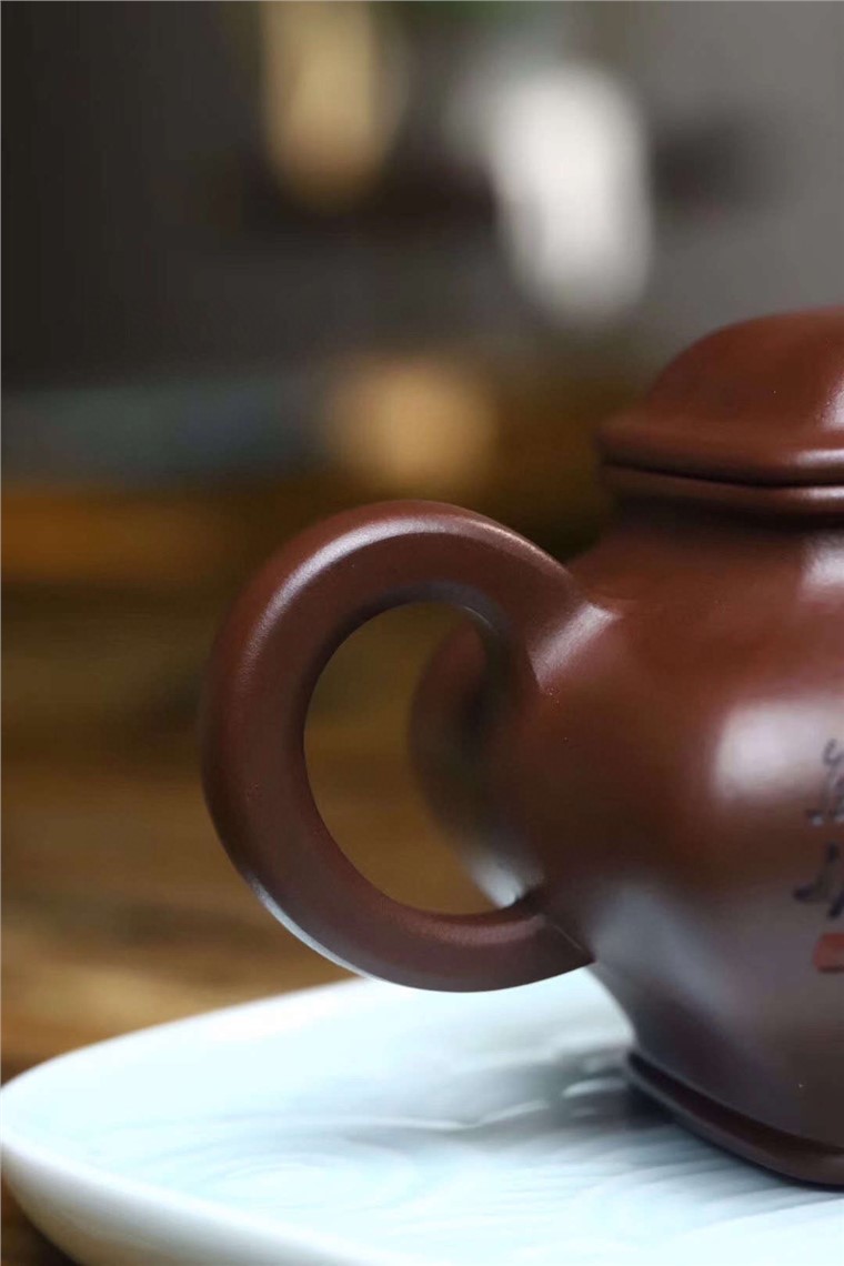 庞妮作品 四方虚扁图片