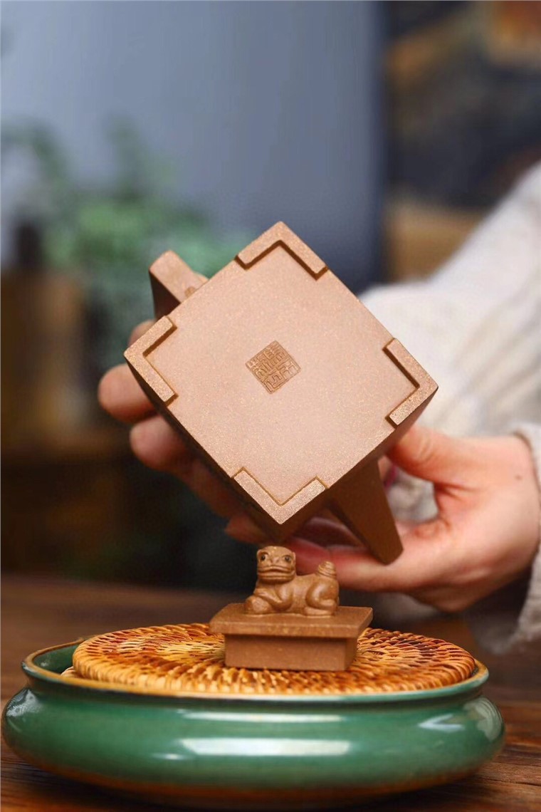 马力作品 云顶四方图片