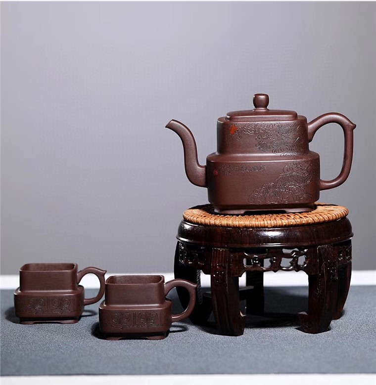 刘莹作品 祥龙献瑞图片