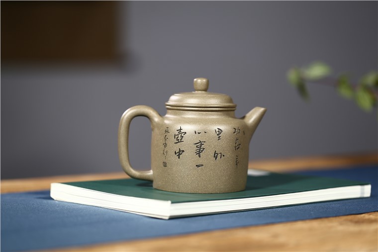 潘俊作品 高德钟图片