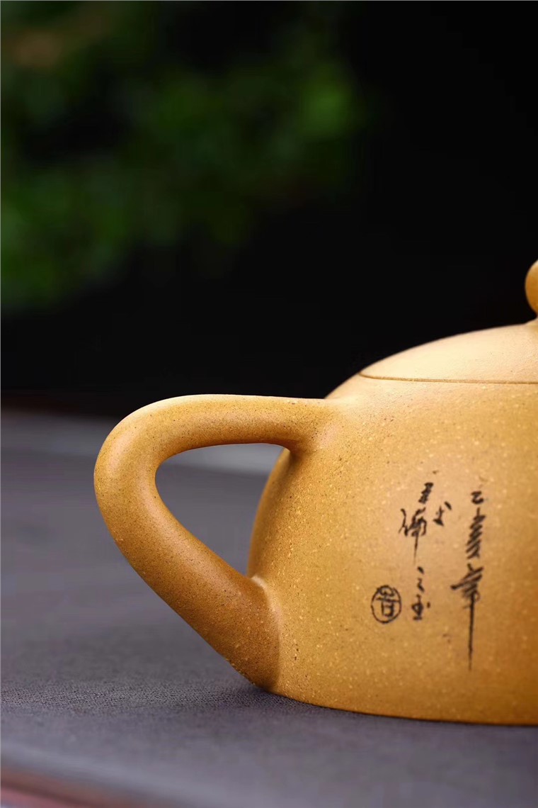 顾洪军作品 半月图片