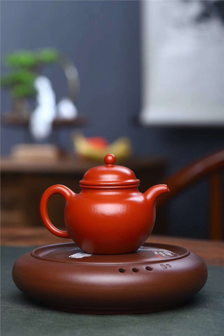 李荷生作品 掇球图片