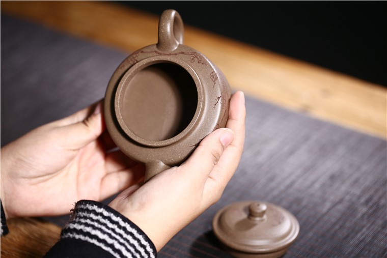 许响新作品 暗香德钟图片