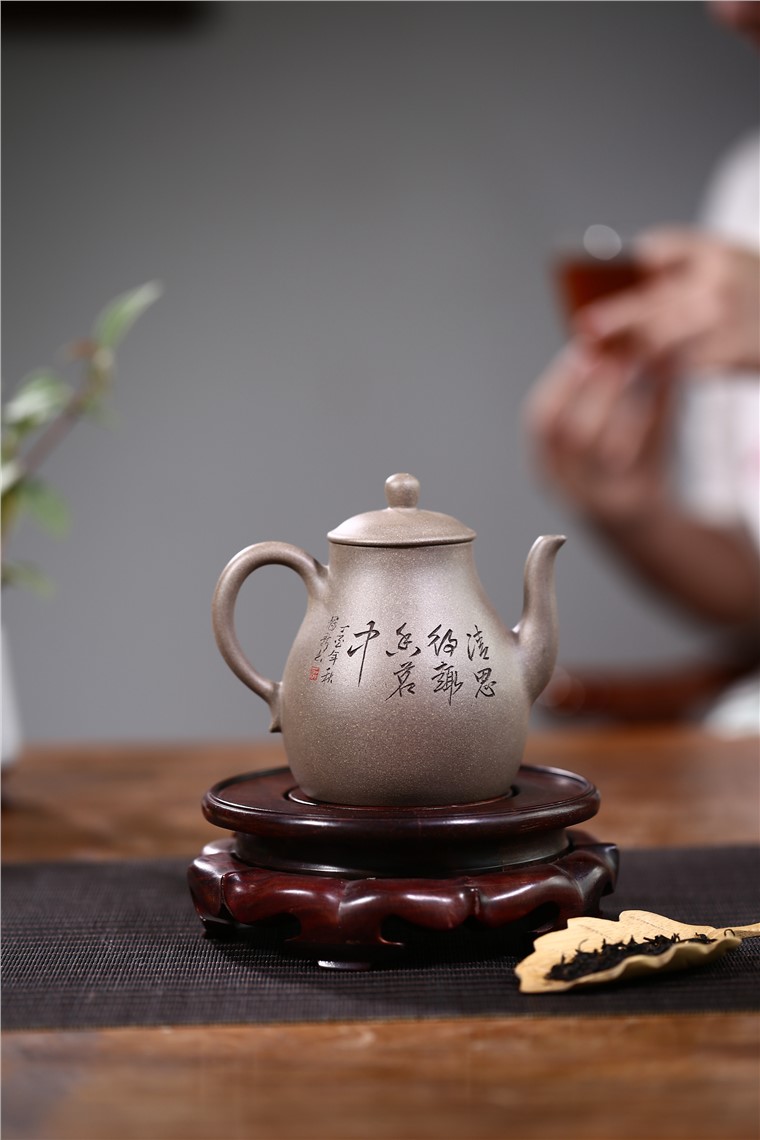 姚华君作品 兰香玉樽图片