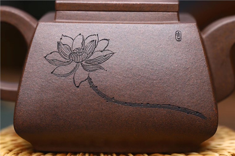 庄其芳作品 四方坦然图片