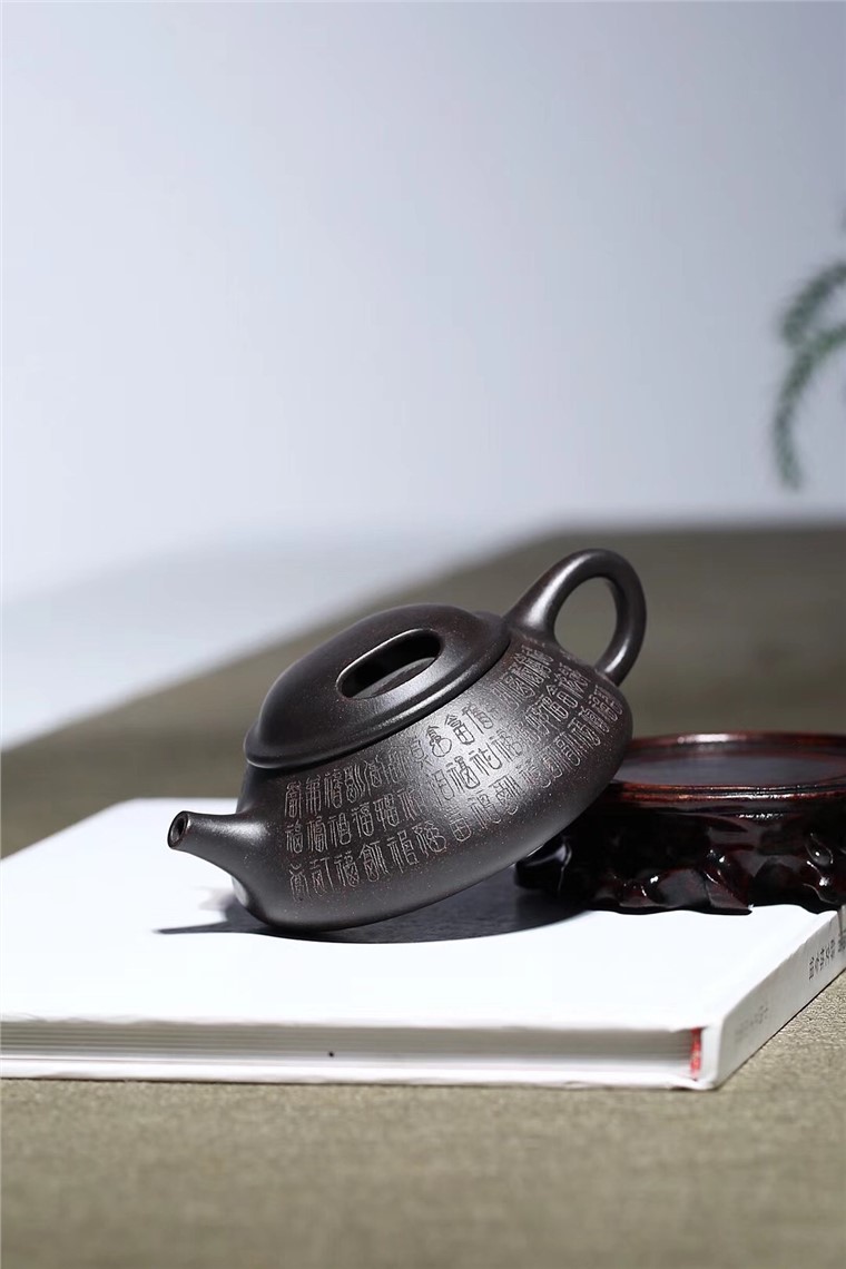 张健作品 小牛盖图片