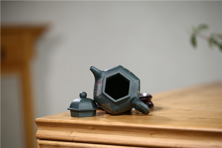 姚华君作品 六方掇球图片