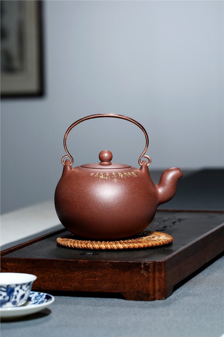 褚萍作品 一粒珠提梁图片