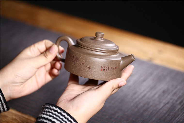 许响新作品 暗香德钟图片