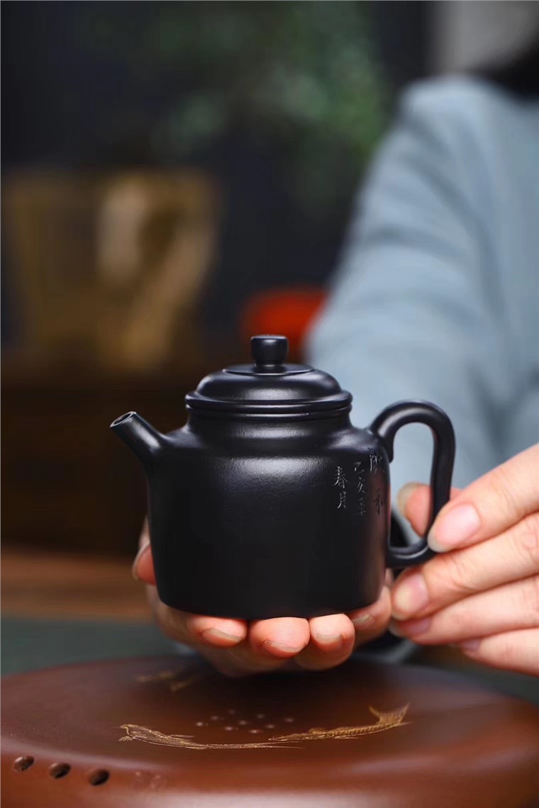 李荷生作品 高德钟图片