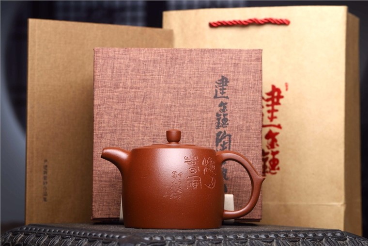 尹建新作品 井栏