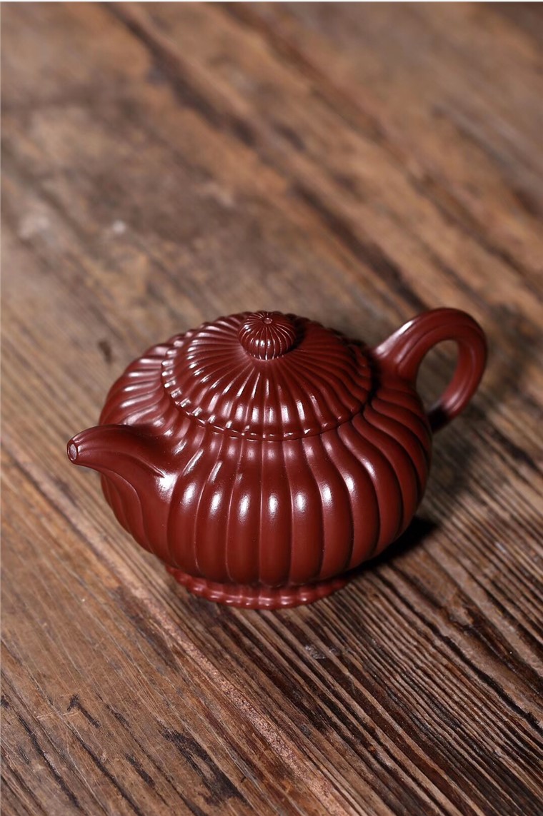 庄其芳作品 菊瓣筋纹掇只图片
