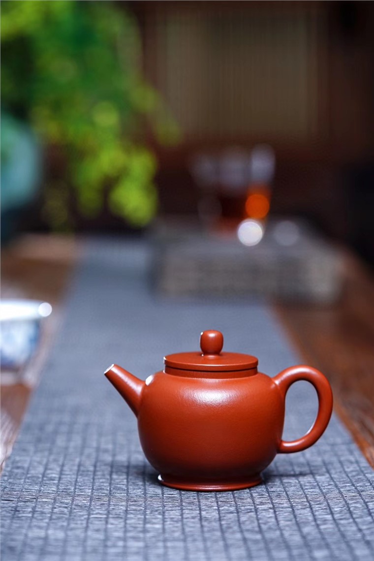 李荷生作品 汲直壶图片