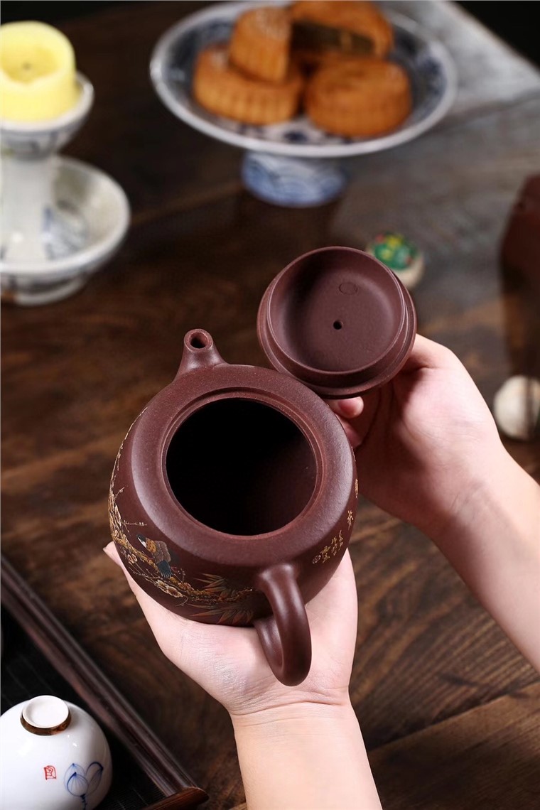 褚萍作品 天际图片