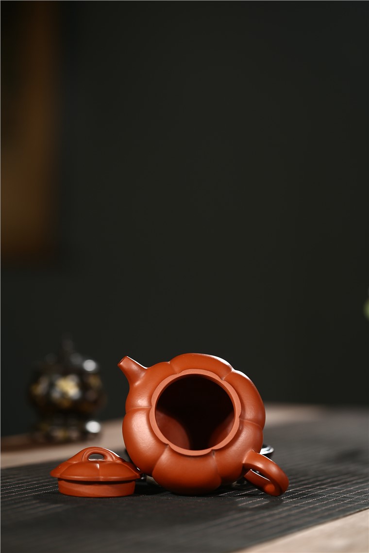 许冠新作品 葵菱图片