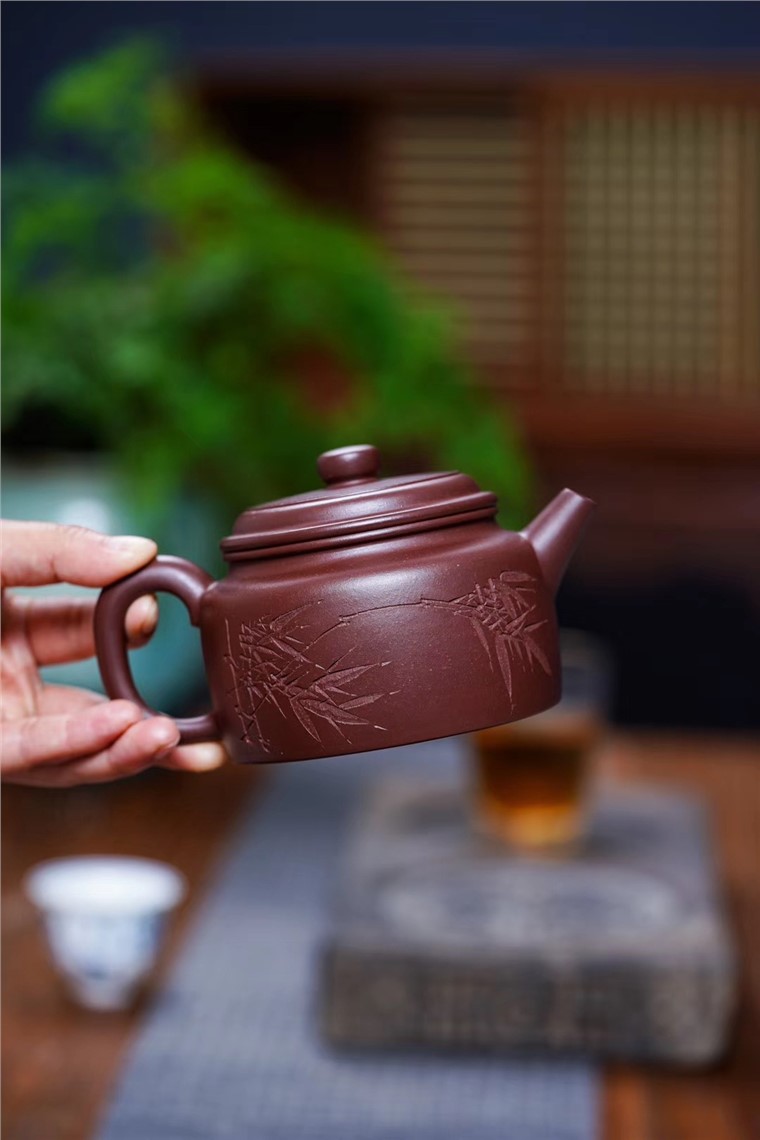 周龙华作品 德钟图片