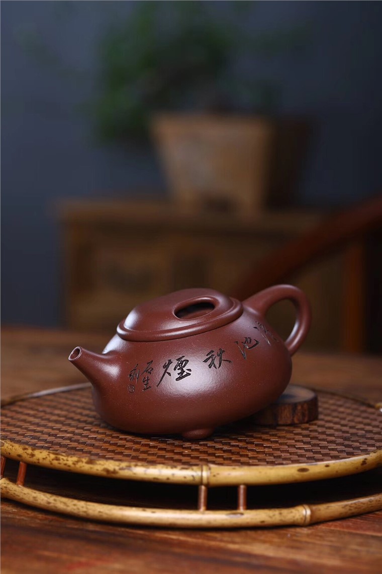 范文杰作品 牛盖石瓢图片