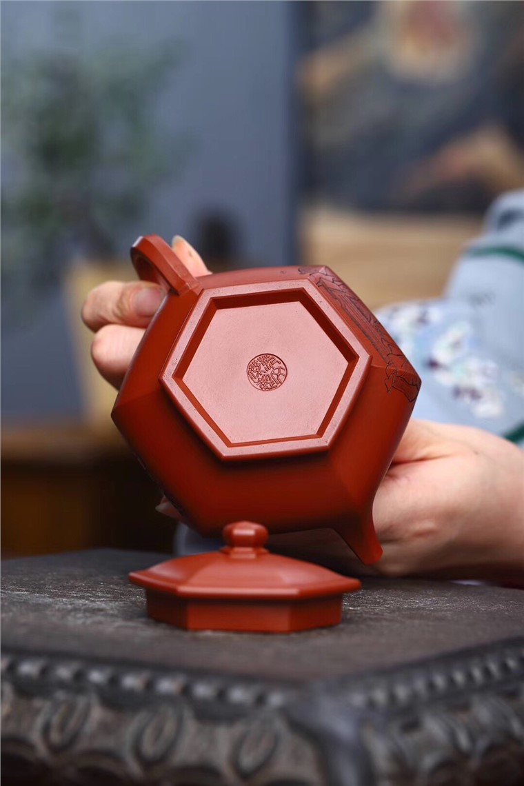 范文杰作品 六方虚扁图片