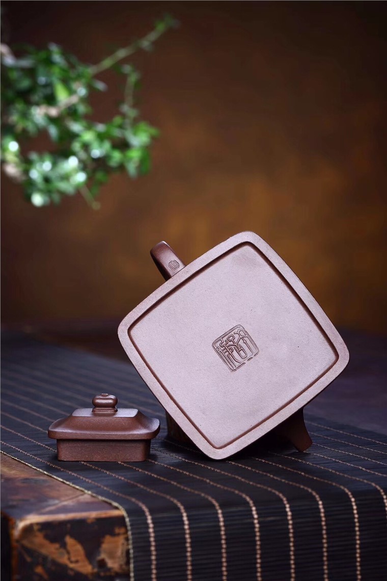 许俊作品 孤菱
