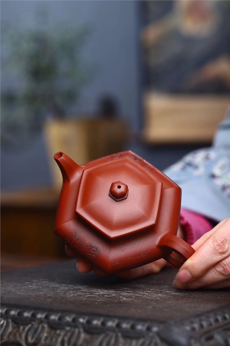 范文杰作品 六方虚扁图片