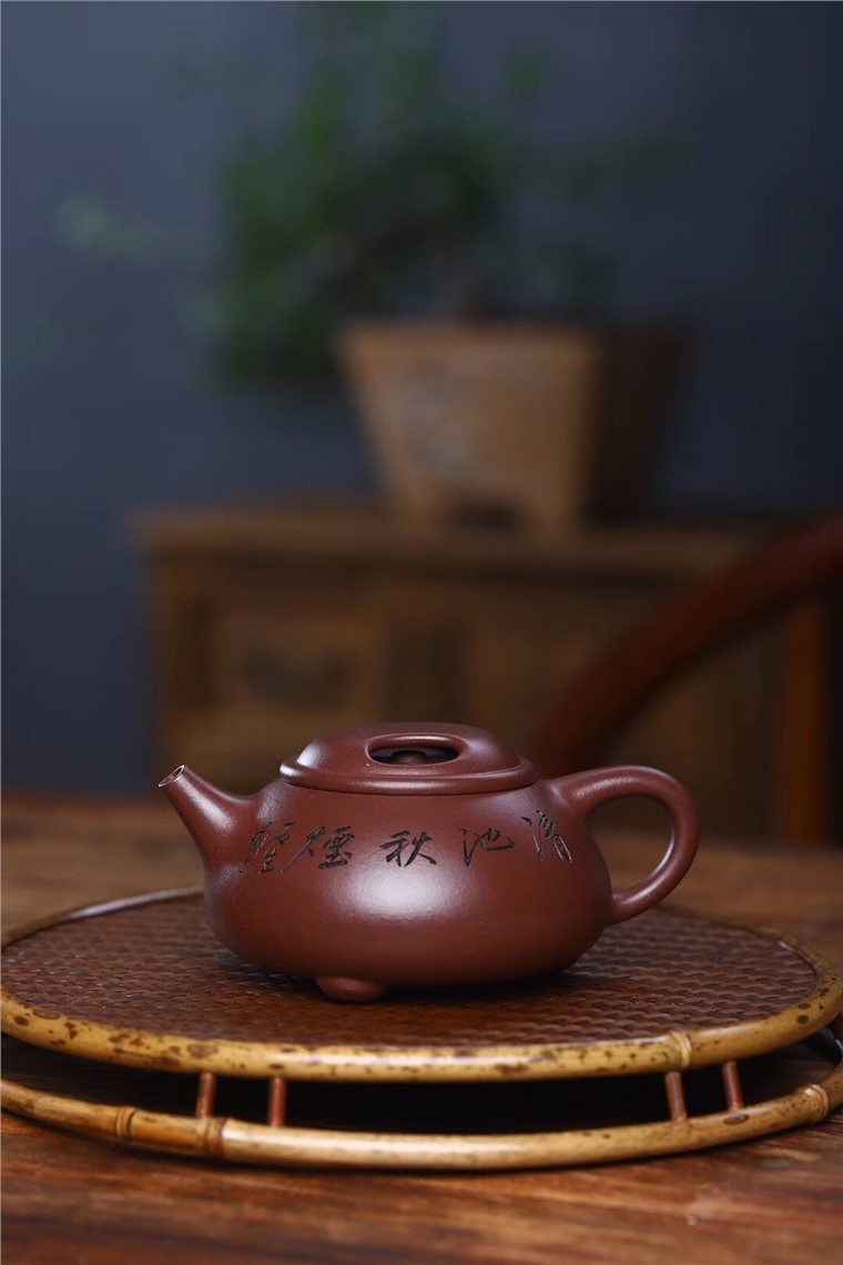 范文杰作品 牛盖石瓢图片